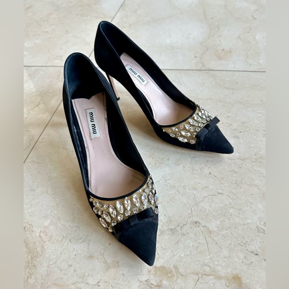 Miu Miu Crystal Rhinestone Embellished Black Suede Pumps Heels 37.5 LIKE NEW - Picture 8 of 8